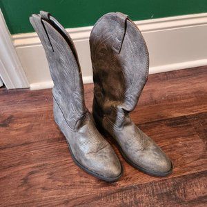 Rampage Walden Size 8M Cowboy / Cowgirl Style Woman's boots in Pewter